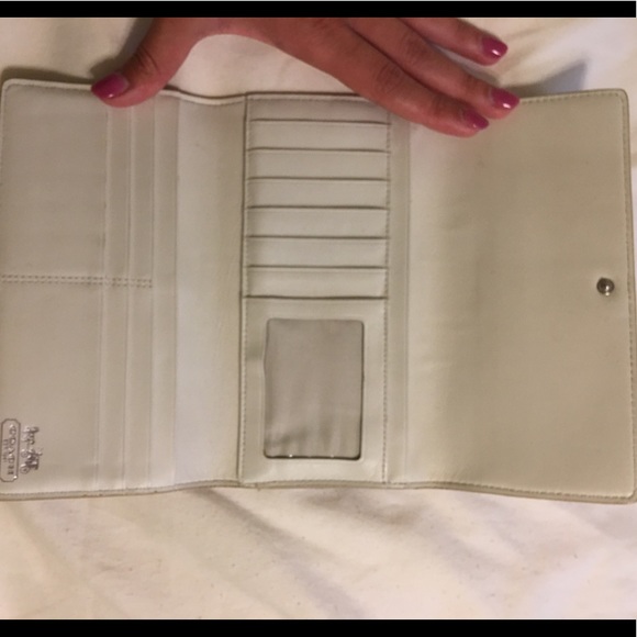 Coach wallet - Picture 2 of 4